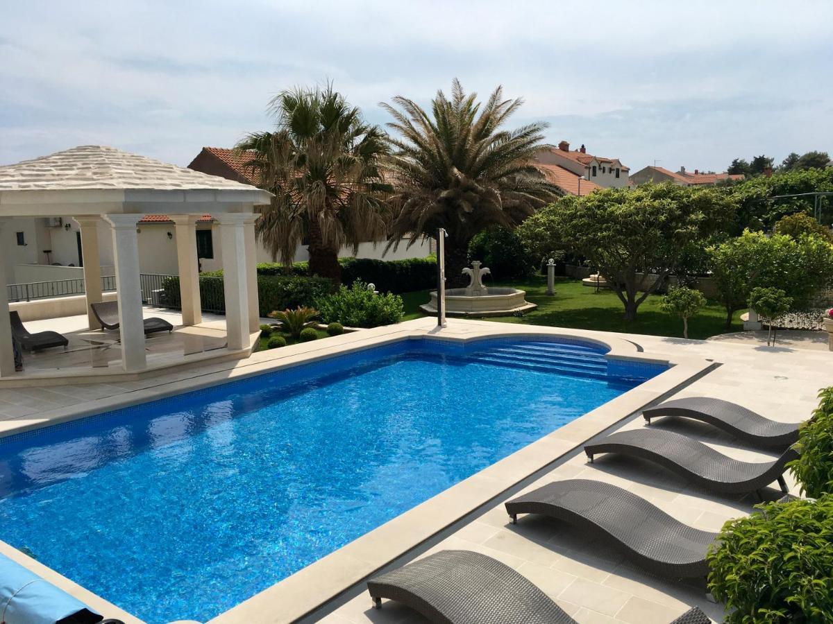 Apartments Villa Jadranka Adults Only Бол Экстерьер фото