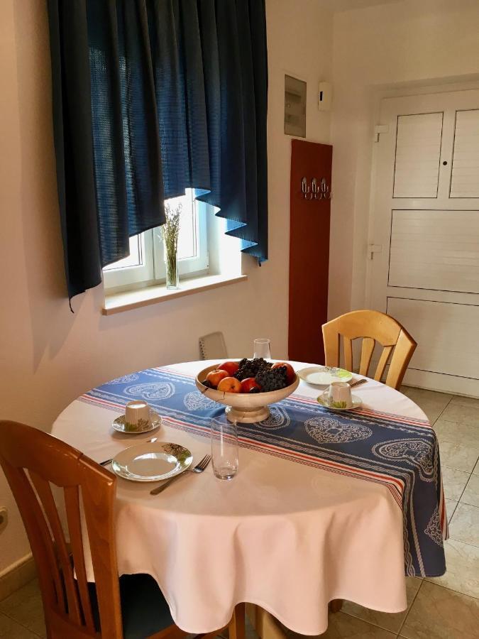 Apartments Villa Jadranka Adults Only Бол Экстерьер фото